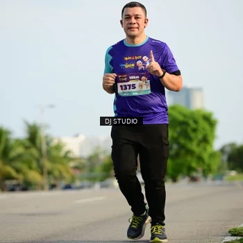 Runner Photo 8356995