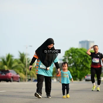 Runner Photo 8357026
