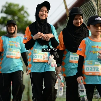 Runner Photo 8357056