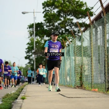 Runner Photo 8357088