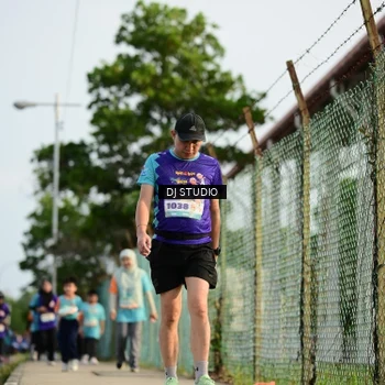 Runner Photo 8357091