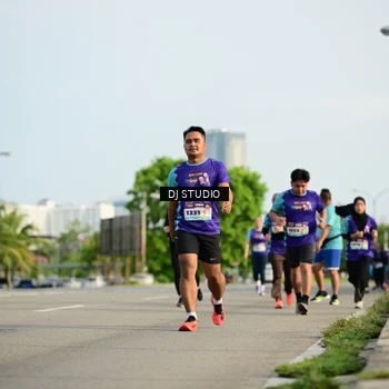 Runner Photo 8357103
