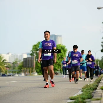 Runner Photo 8357104