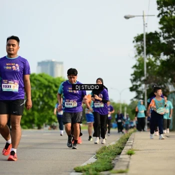 Runner Photo 8357119