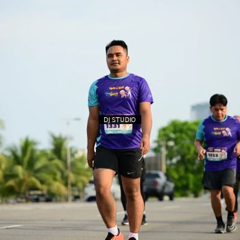 Runner Photo 8357121