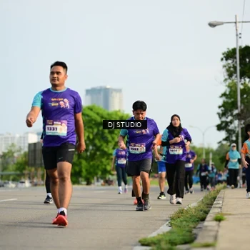 Runner Photo 8357125
