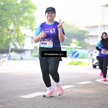 Runner Photo 8357127