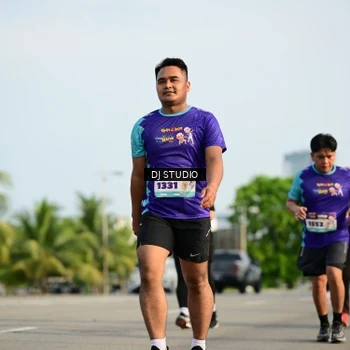 Runner Photo 8357130