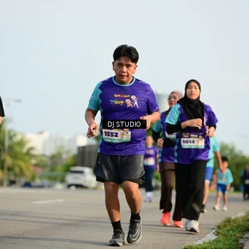 Runner Photo 8357136