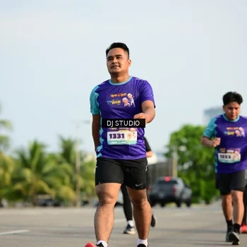 Runner Photo 8357139
