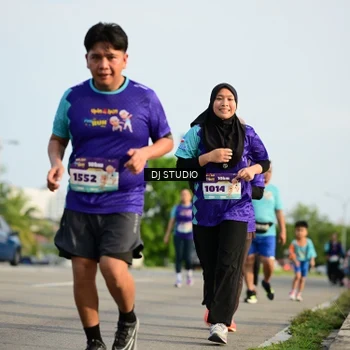 Runner Photo 8357142