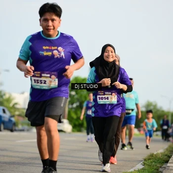 Runner Photo 8357143