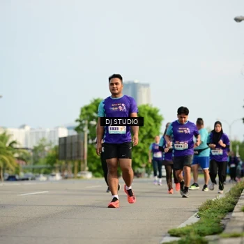 Runner Photo 8357148