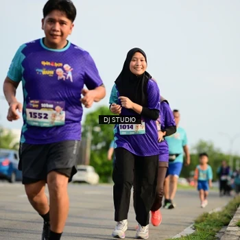 Runner Photo 8357149