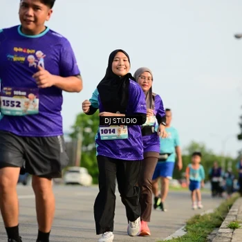 Runner Photo 8357151