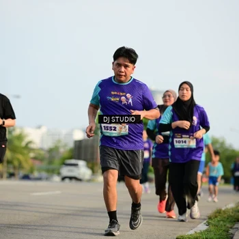 Runner Photo 8357157