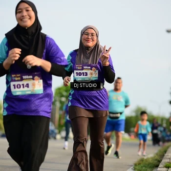 Runner Photo 8357164