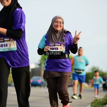 Runner Photo 8357166