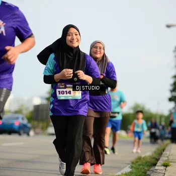 Runner Photo 8357167