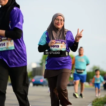 Runner Photo 8357168