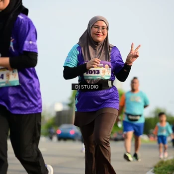 Runner Photo 8357172