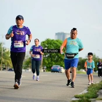 Runner Photo 8357182