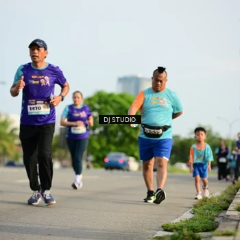 Runner Photo 8357188