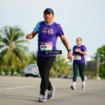 Runner Photo 8357189