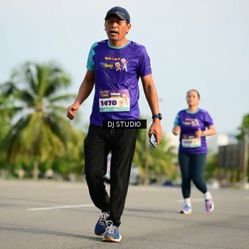 Runner Photo 8357193
