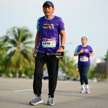 Runner Photo 8357195