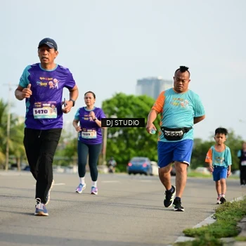 Runner Photo 8357200