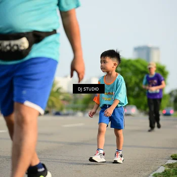 Runner Photo 8357212