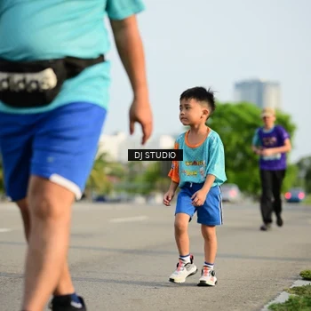 Runner Photo 8357215