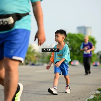 Runner Photo 8357221