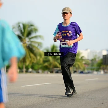 Runner Photo 8357233