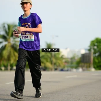 Runner Photo 8357240