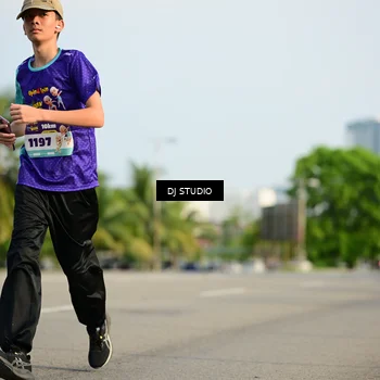 Runner Photo 8357241
