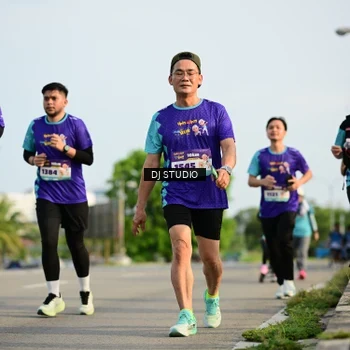 Runner Photo 8357257