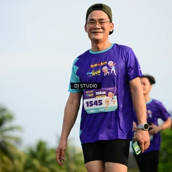 Runner Photo 8357271