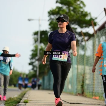 Runner Photo 8357301