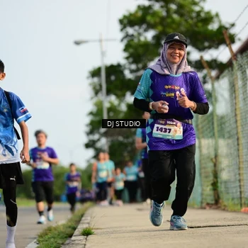 Runner Photo 8357347