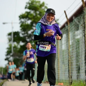 Runner Photo 8357355