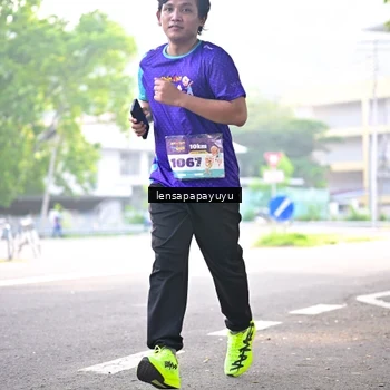 Runner Photo 8357357