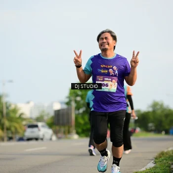 Runner Photo 8357376