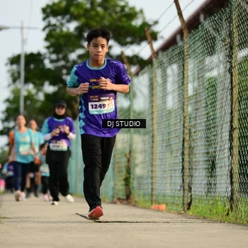 Runner Photo 8357385