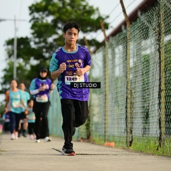 Runner Photo 8357389