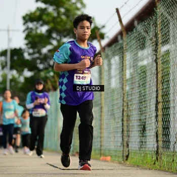 Runner Photo 8357391