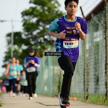 Runner Photo 8357395