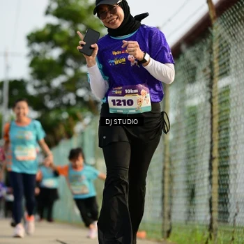 Runner Photo 8357414
