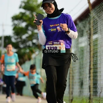 Runner Photo 8357418